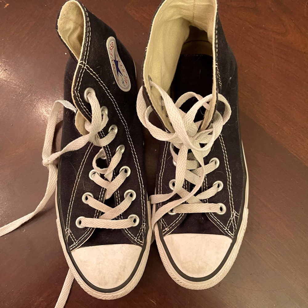 Converse High Tops🖤